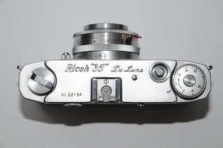 Ricoh 35 Deluxe - Camera-wiki.org - The free camera encyclopedia