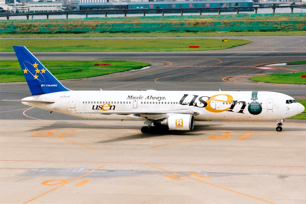 Skymark Airlines | Boeing 767-300ER | JA767B | Usen livery… | Flickr