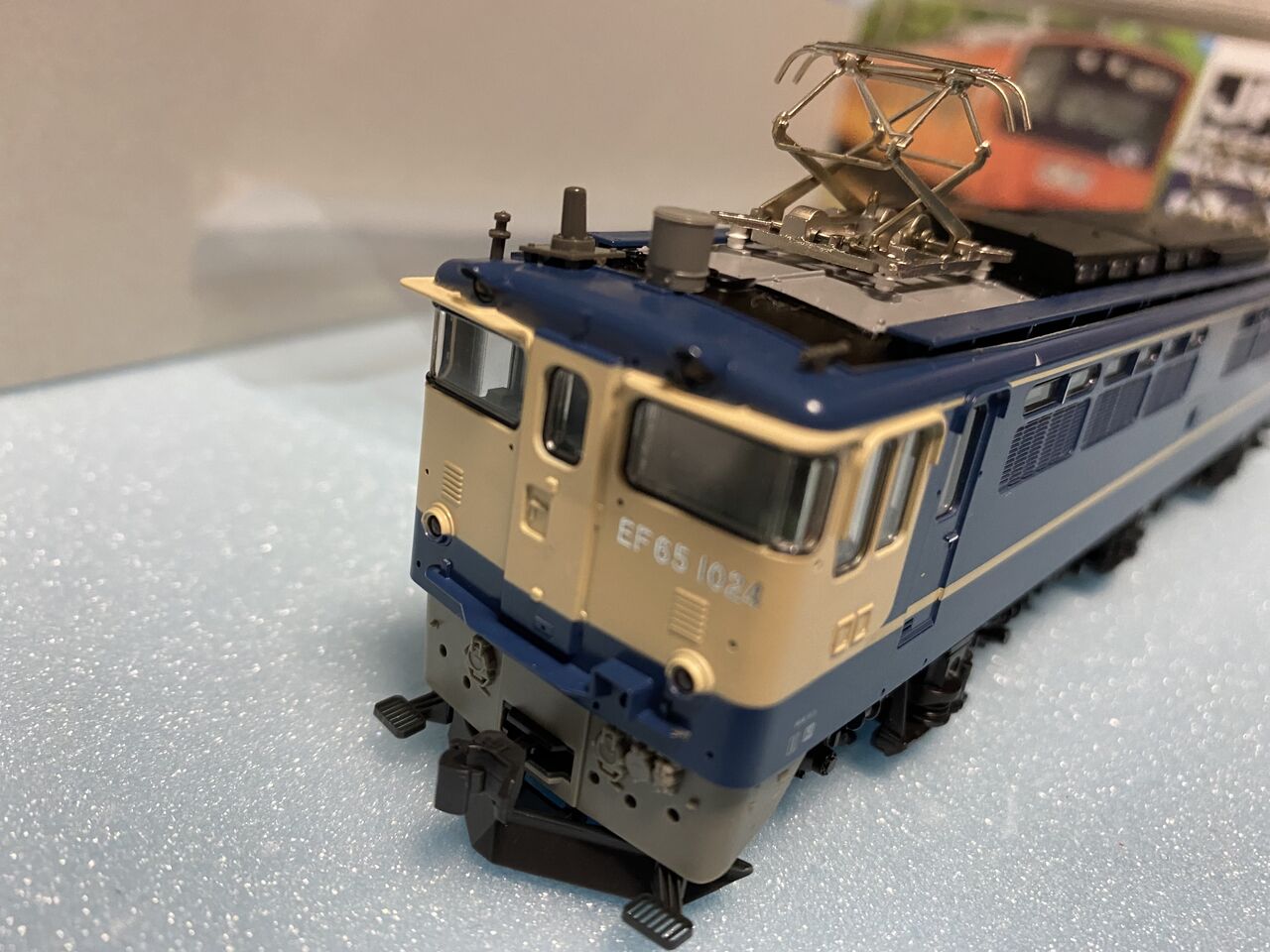 KATO HOゲージ EF65-1000をグレードアップしてみる その2 : 鉄道模型を