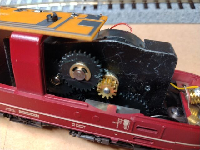 Nゲージ アプト式 3軸 電気機関車(フライシュマン) フライシュマン EL