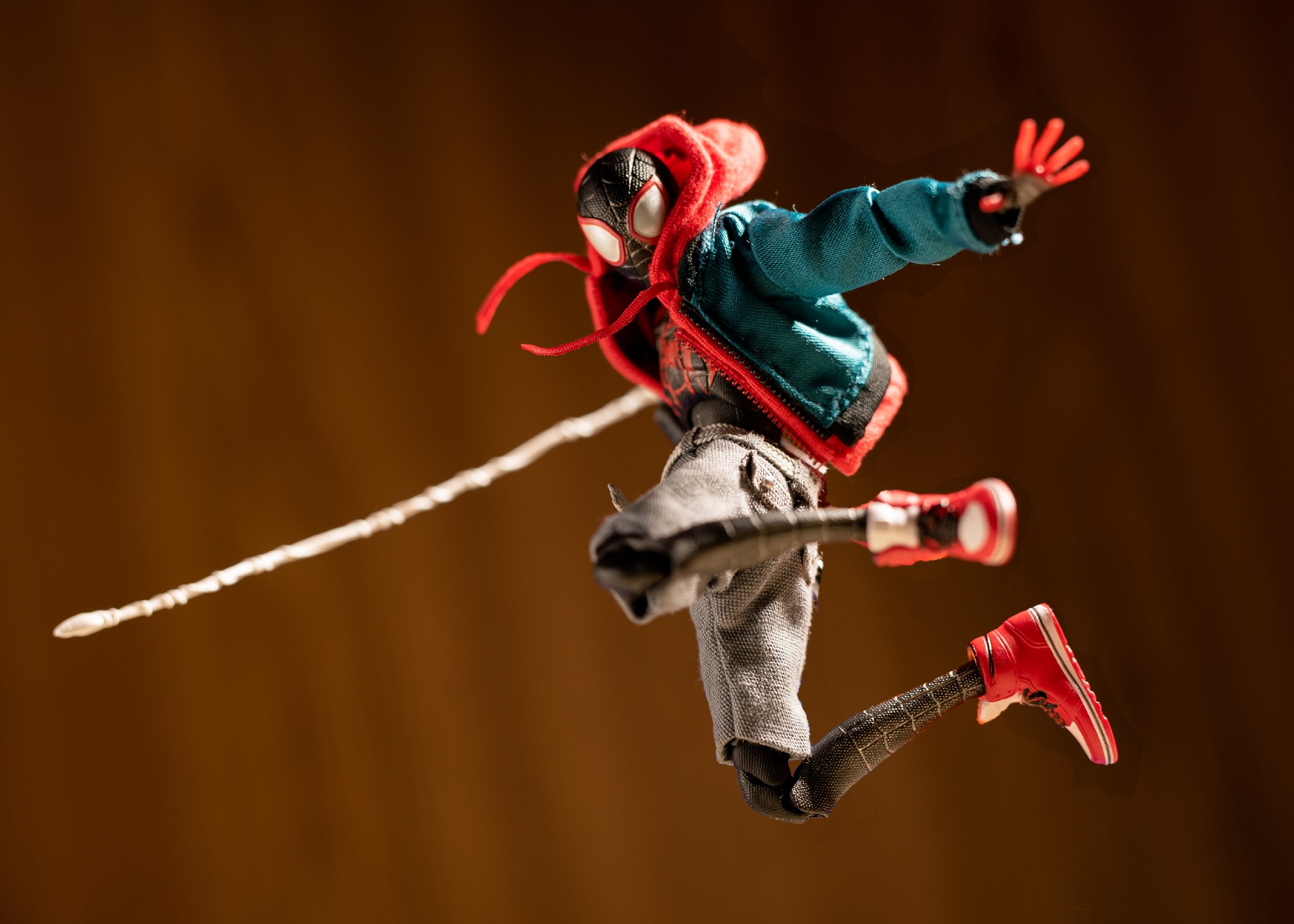 レビュー】MAFEX スパイダーマン（Miles Morales) : 関節フィギュア庫