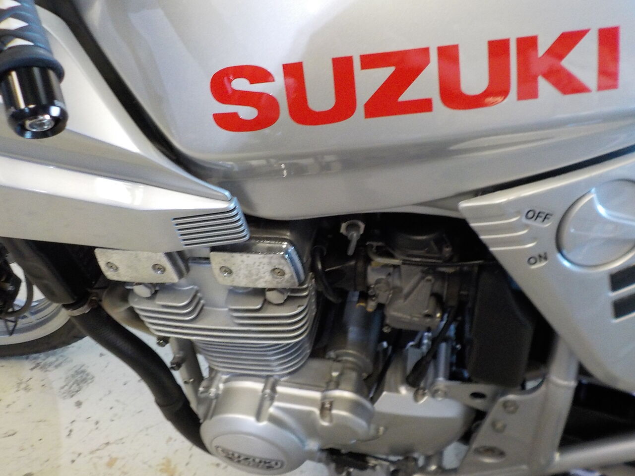 GSX400Sカタナ ウインカー 片側 35601-70 スズキ 純正 バイク 部品