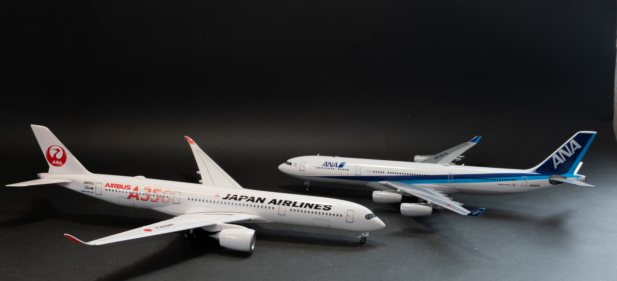 JAL AIRBUS A350-1000 1号機1/200スナップインモデル JAL AIRBUS A350