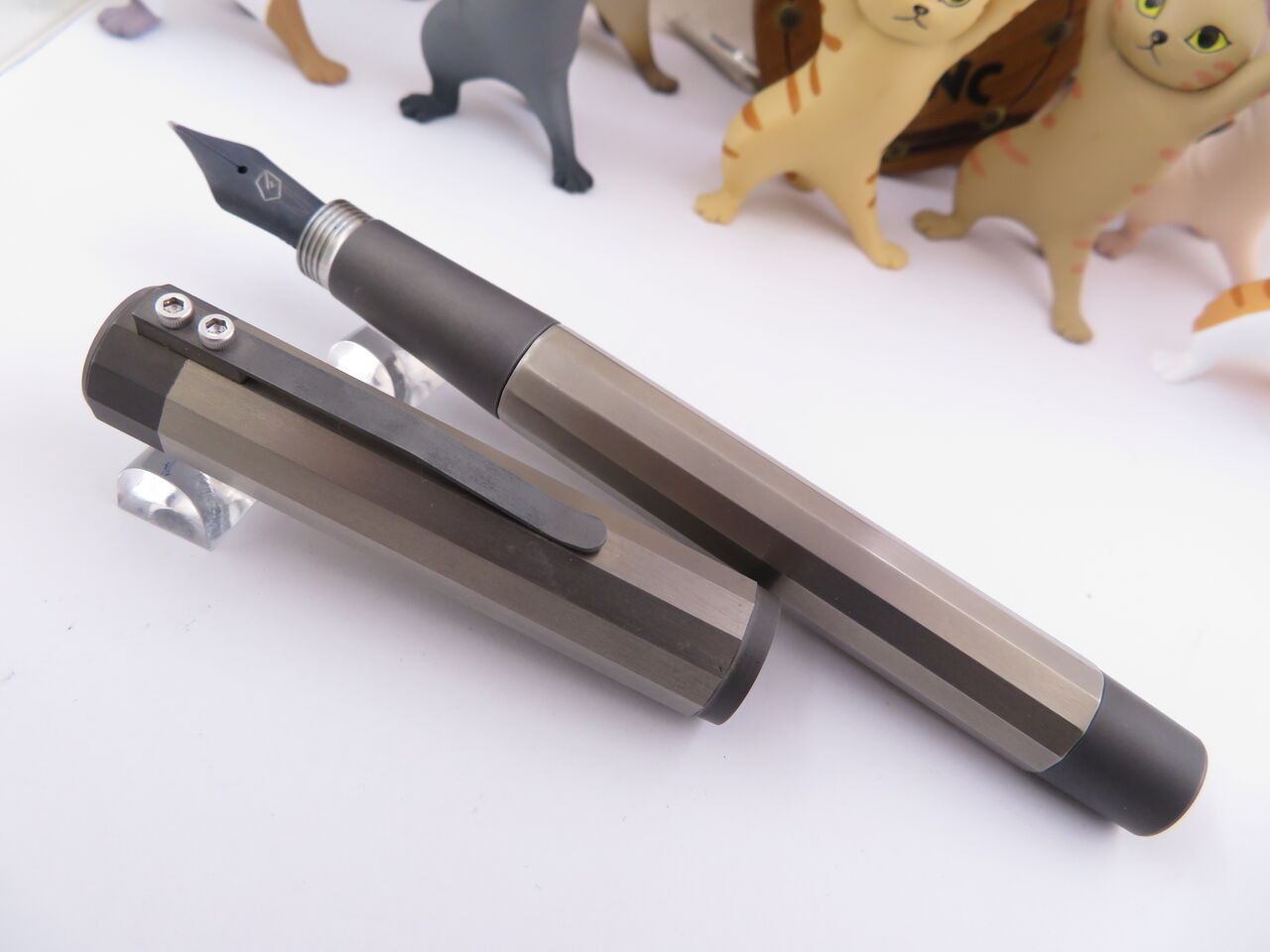 Hワークス チタン万年筆 : 万年筆おやじの備忘録