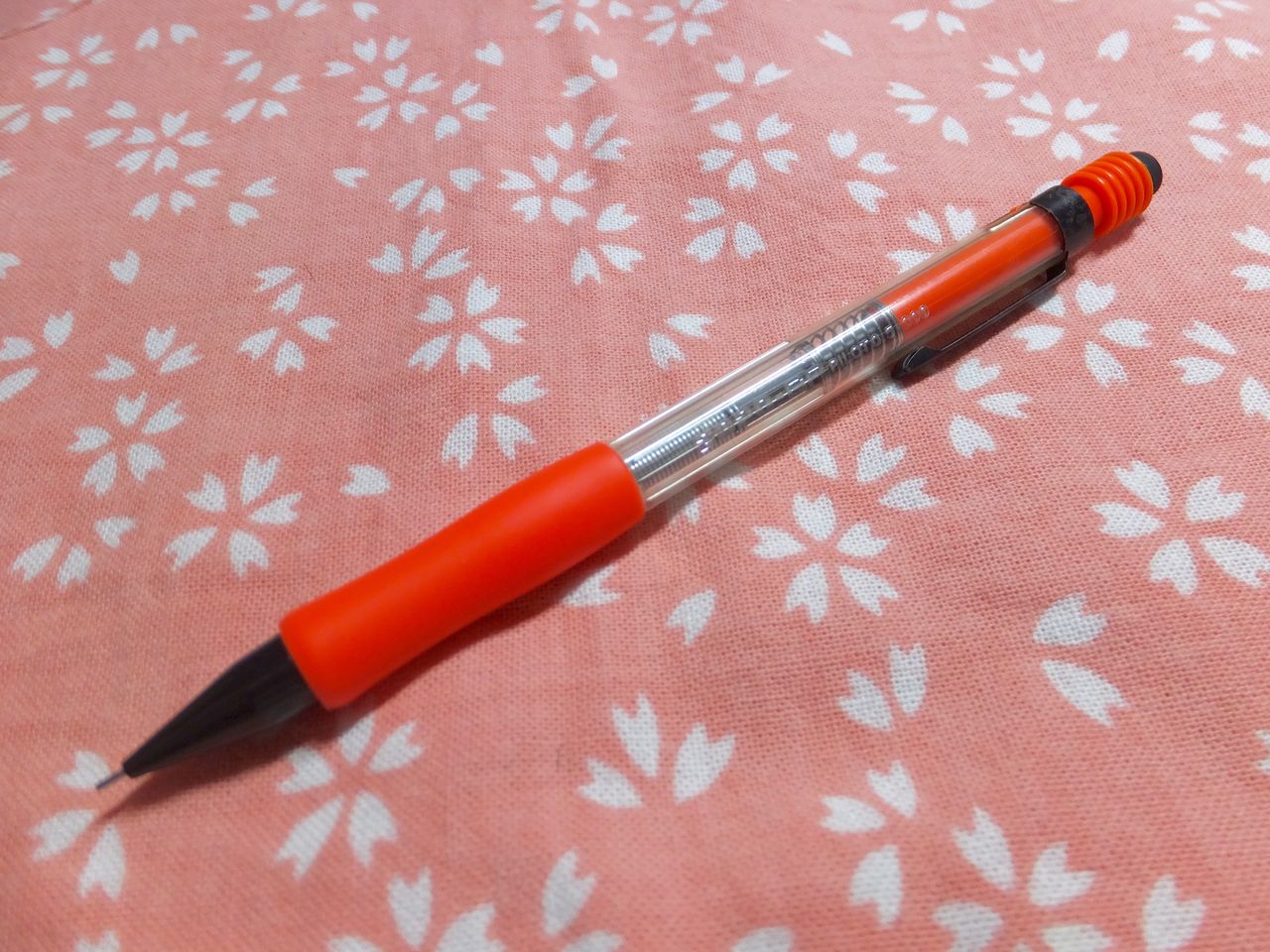 パイロット「2020-GP」レビュー : テーゲー日記 〜文具と万年筆のブログ〜