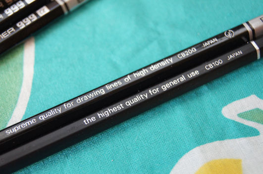 ぺんてる「ブラックポリマー999α 鉛筆」レビュー : テーゲー日記