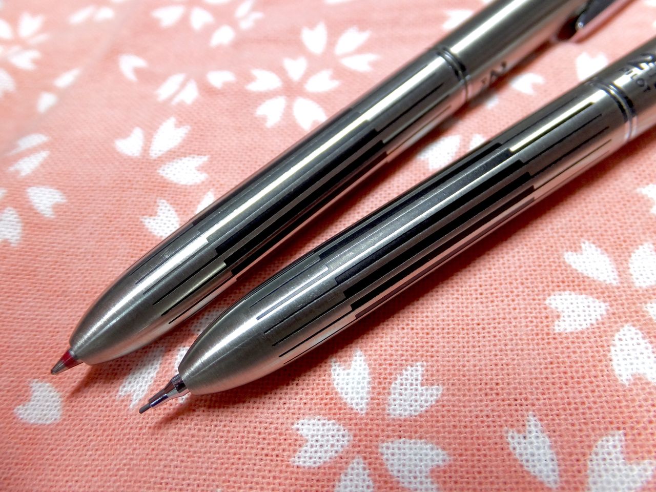 パイロット 2＋1 シャープペンシル ボールペン 多機能ペン 蝕刻 PILOT