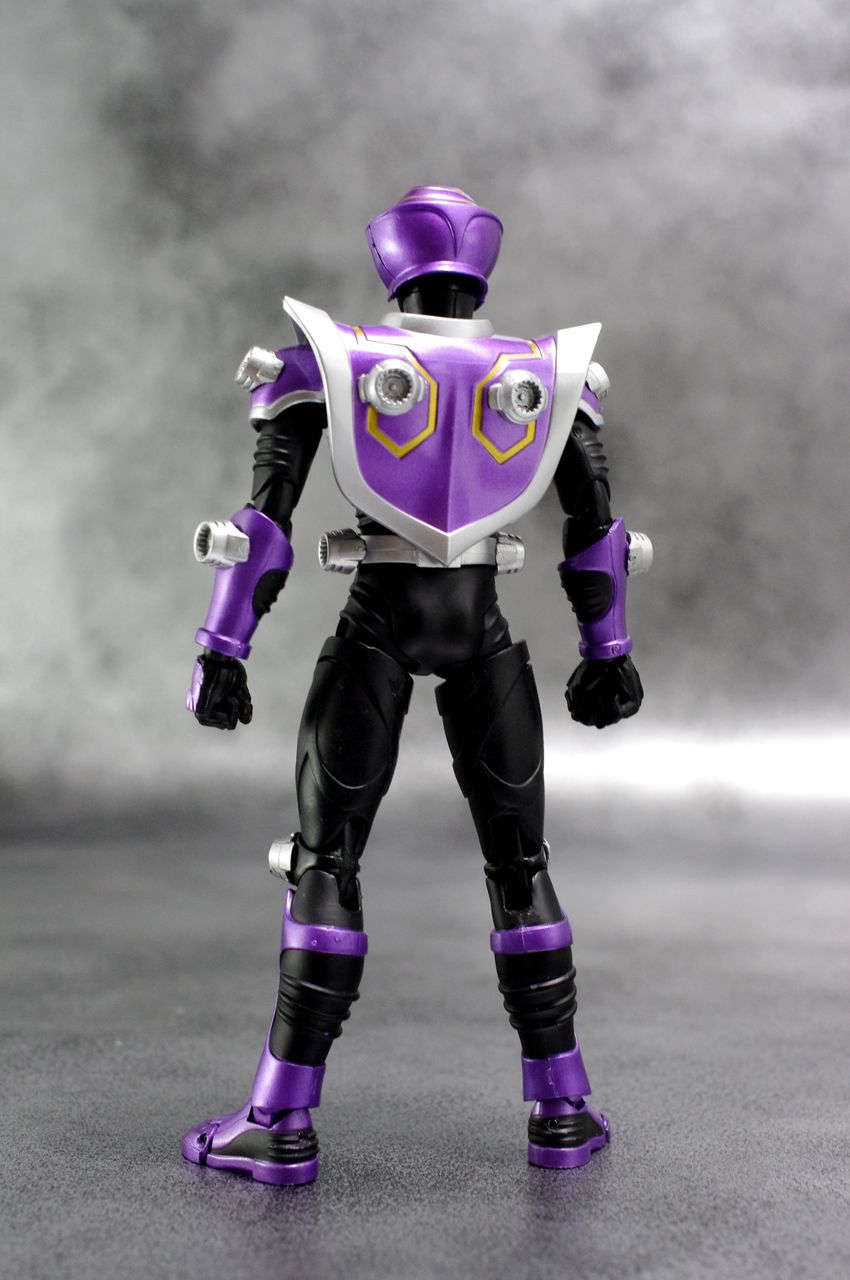 S.H.フィギュアーツ 仮面ライダー 王蛇 レビュー : ほっぱーの玩具な日々