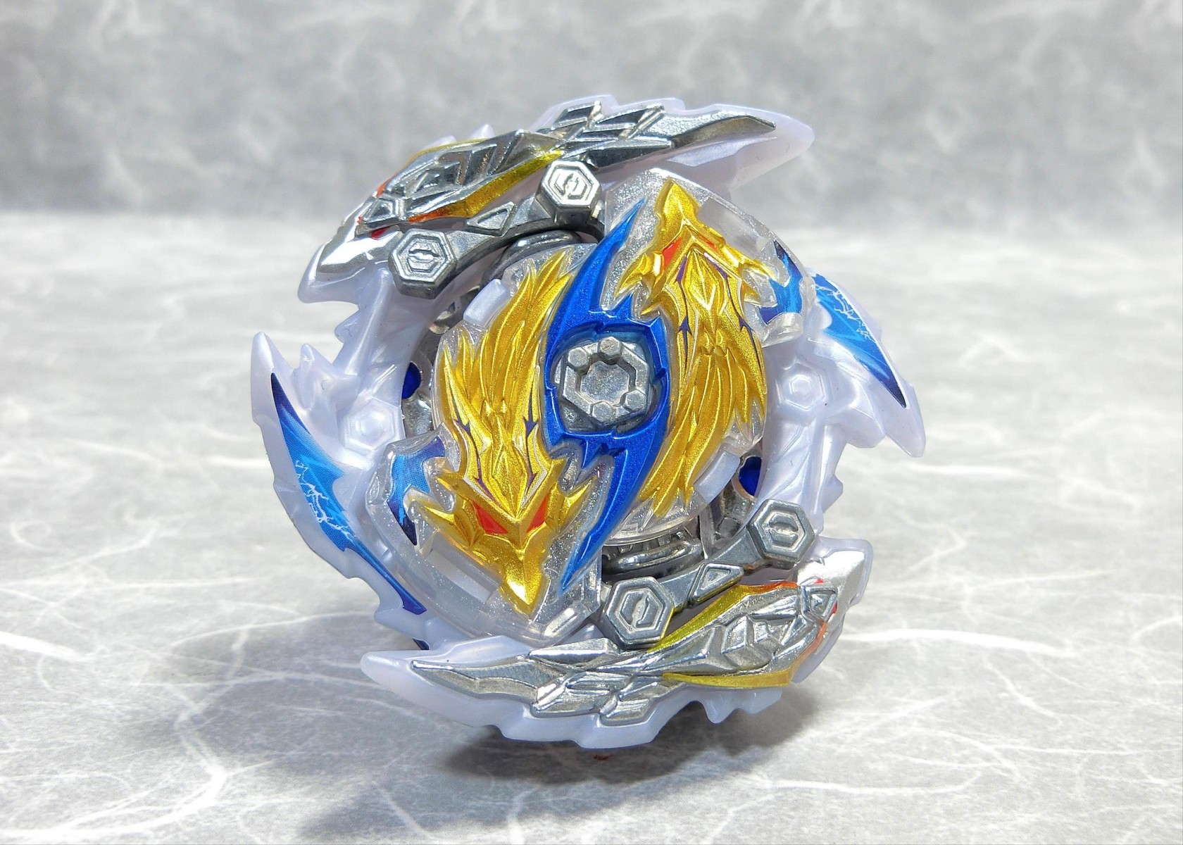 希少 ベイブレードバースト ツヴァイロンギヌス.Dr.Sp´滅 ゴールド