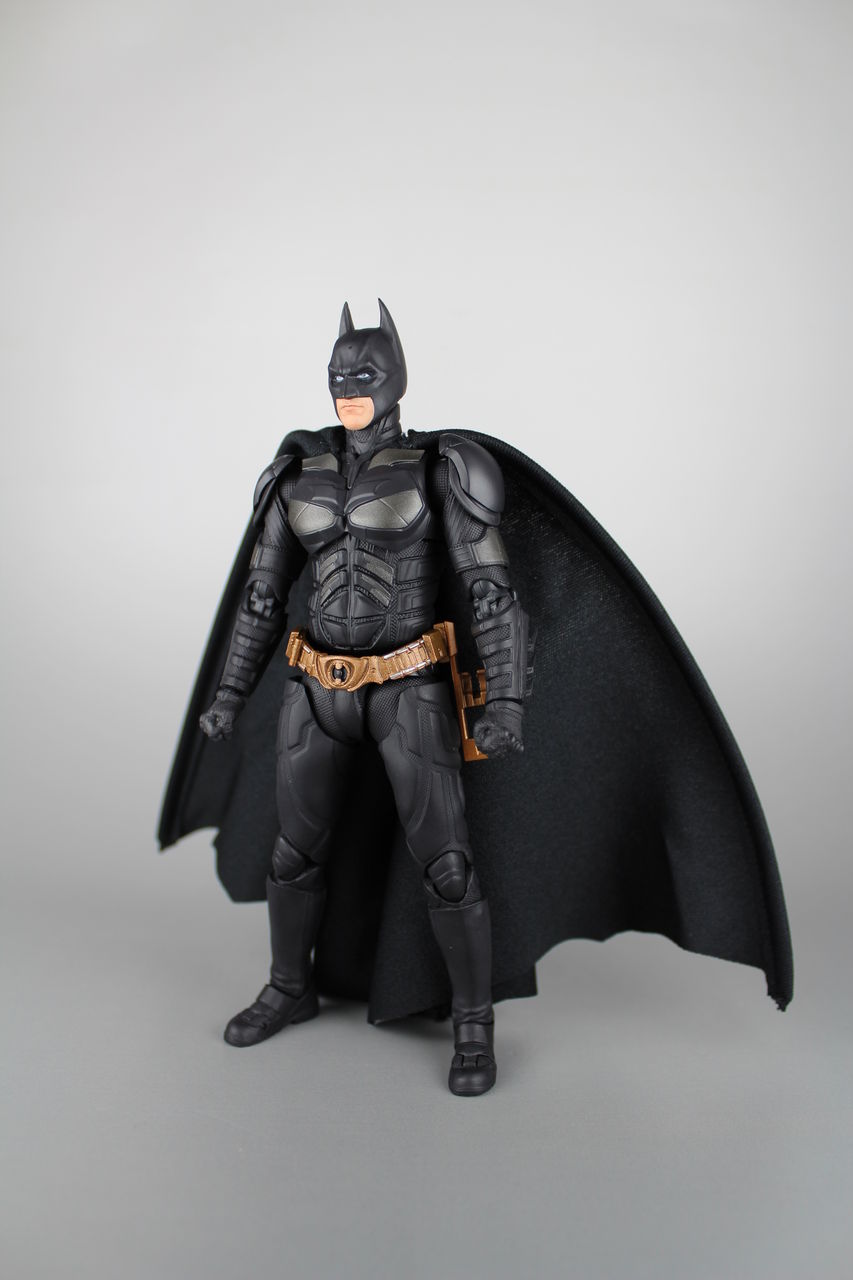 レビュー】S.H.フィギュアーツ バットマン(The Dark Knight) : dark's toy