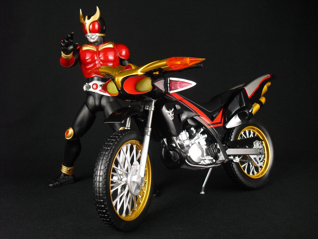 S.H.フィギュアーツ ビートチェイサー2000