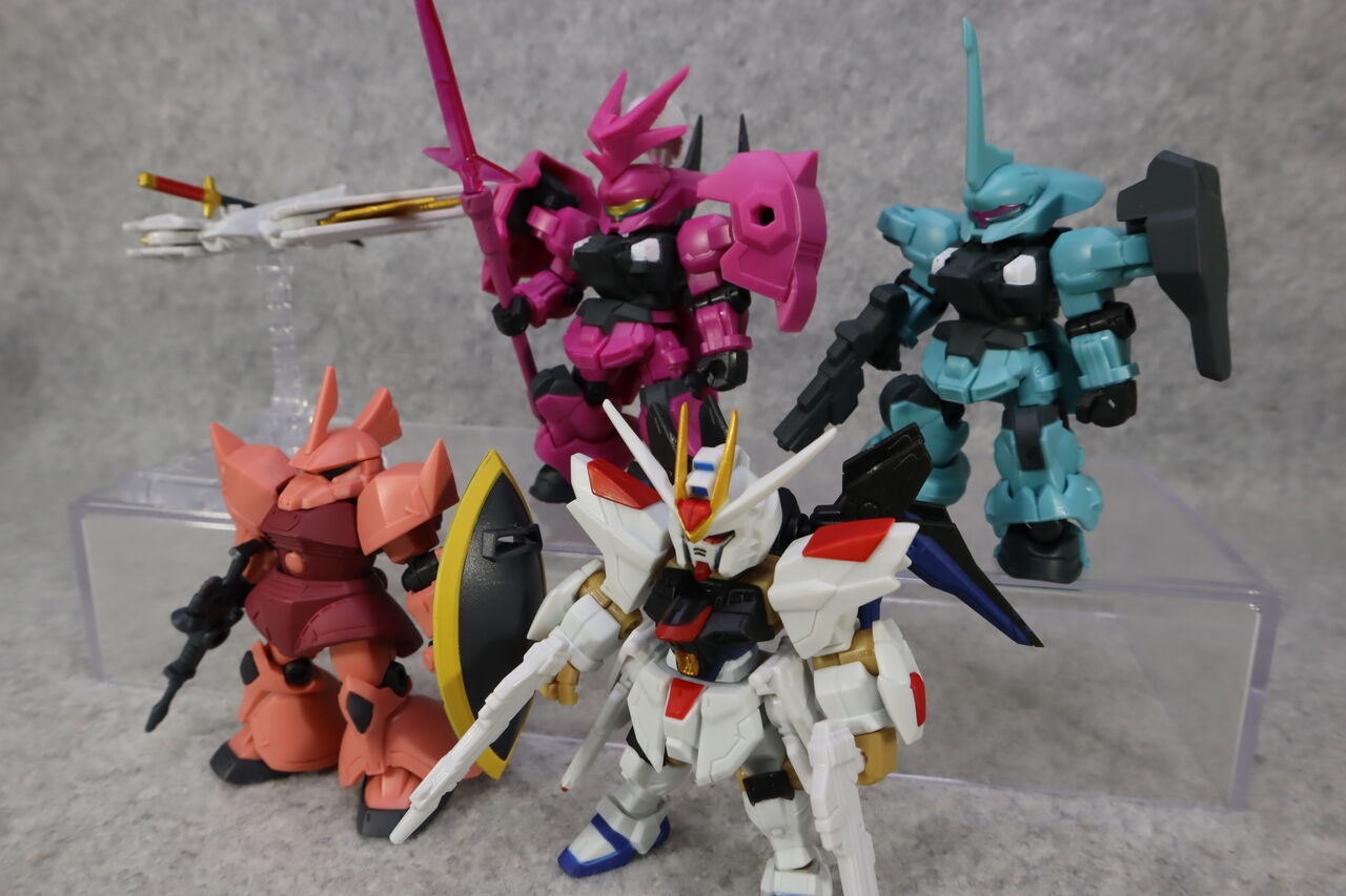 ガンダム モビルスーツアンサンブル 28 : 何かブンドド