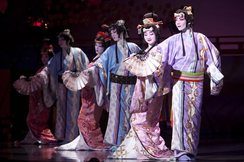 星組 宝塚大劇場公演 レビュー 宝塚花の踊り絵巻/ミュージカル 愛と