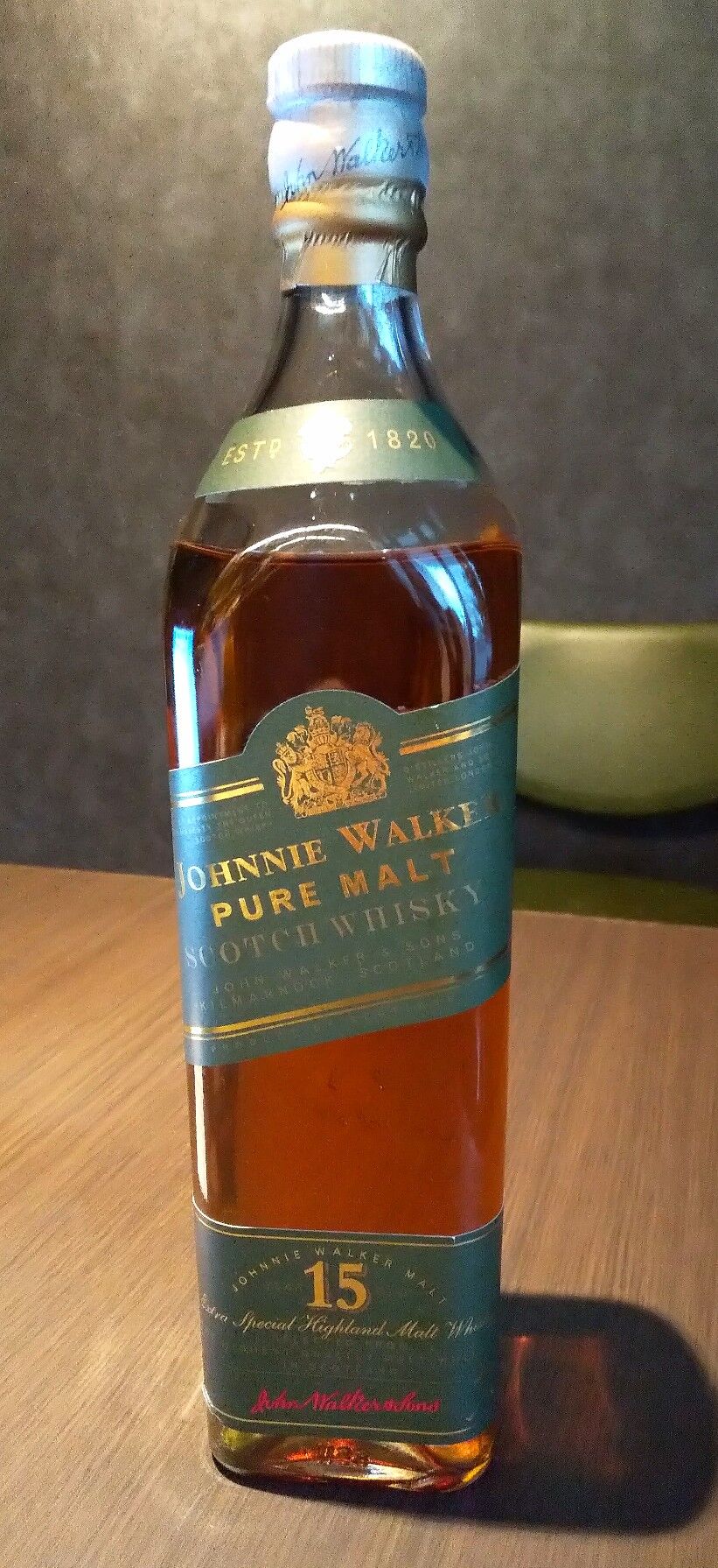 ジョニーウォーカー／ピュアモルト15年 : 伏見蒸溜館～備忘録(継続更新中)