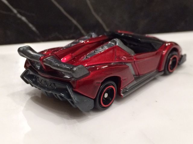 トミカ 6億台突破記念 ランボルギーニ 当選品 トミカ6億台突破記念