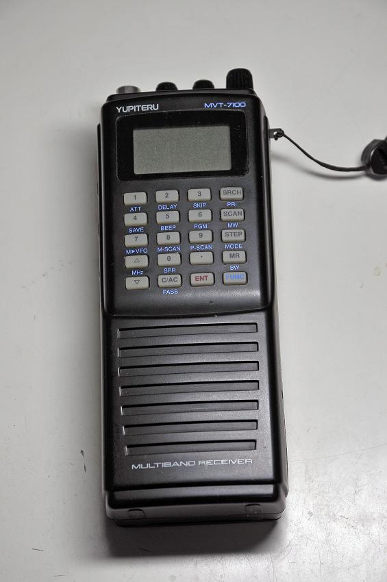 ユピテル 広帯域受信機 MVT-7100（受信改造機）YUPITERU トップ