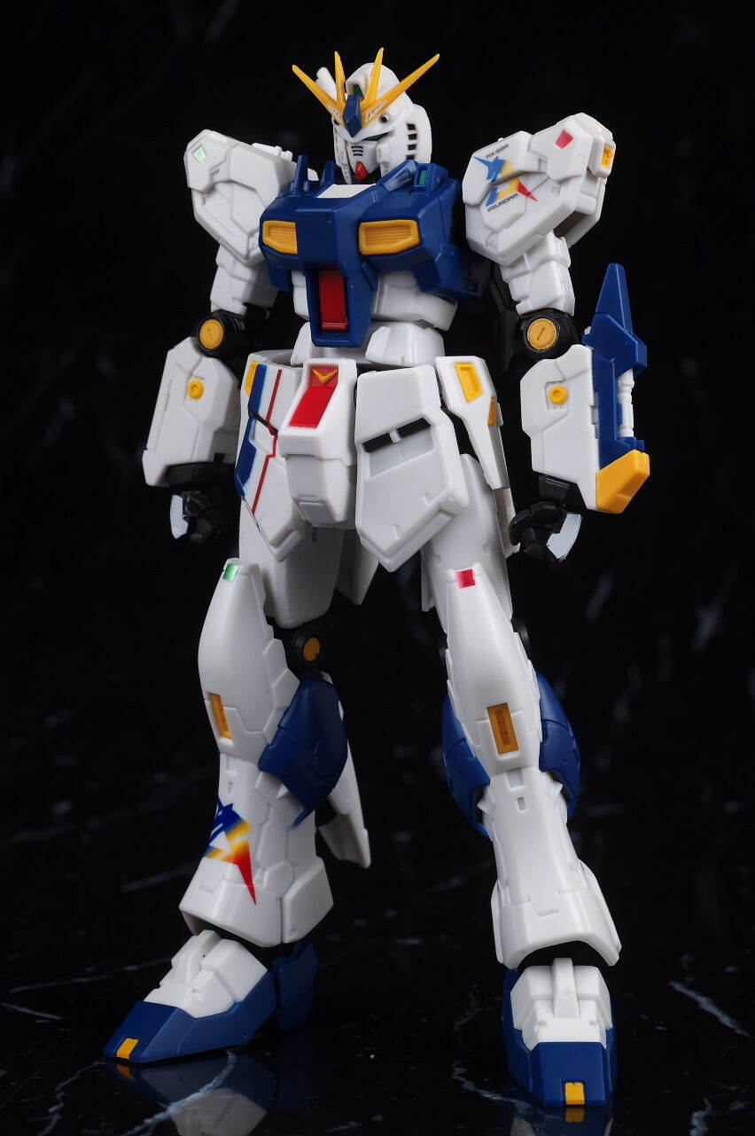 ROBOT魂 RX-93FF νガンダムロボット魂 FF ニューガンダム