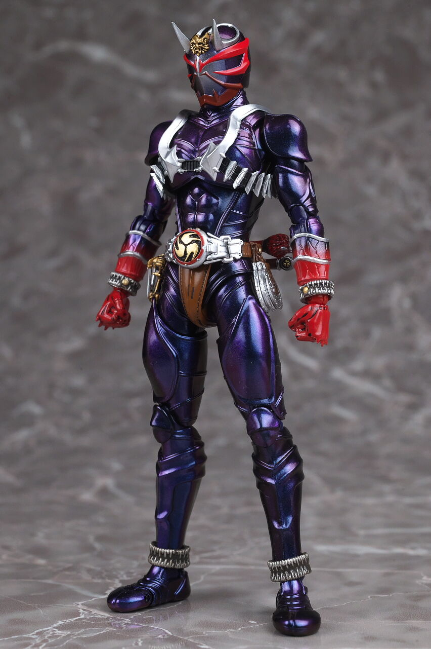 SHFiguarts 仮面ライダー響鬼 真骨彫5体セット Amazon.co.jp: S.H