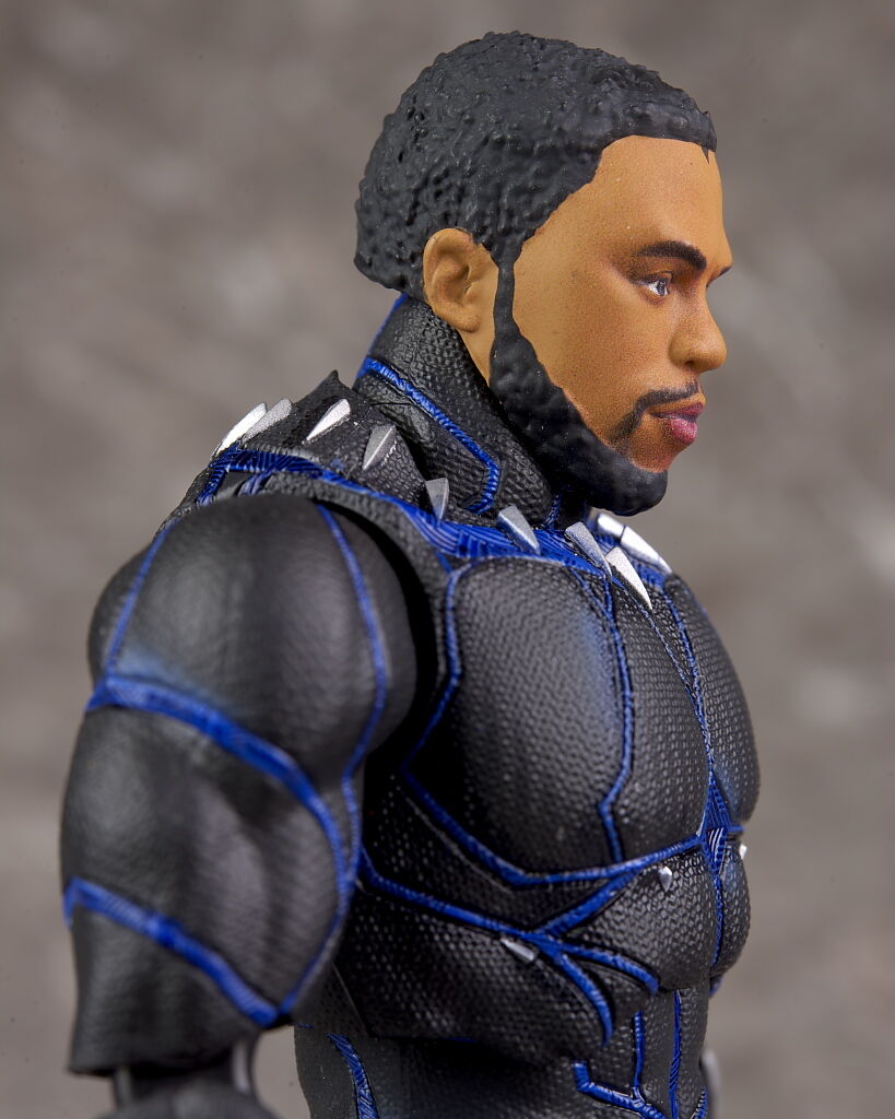 S.H.フィギュアーツ ブラックパンサー -キング・オブ・ワカンダ