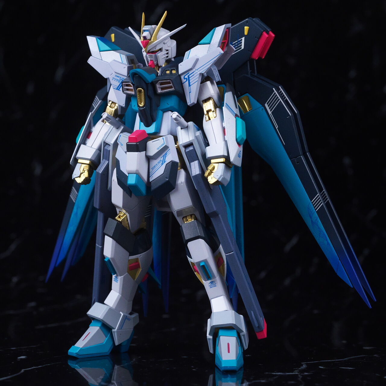 L ROBOT魂 ストライクフリーダム弐式 初音ミク Ver. METAL ROBOT魂