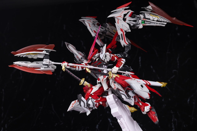 L BUILD ガンダムアストレイ レッドドラゴニクス METAL BUILD ガンダム