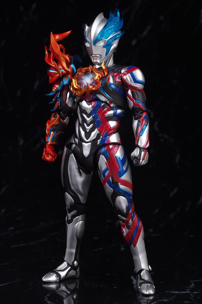 未開封】S.H.Figuarts 節約 ウルトラマンブレーザー ファードラン