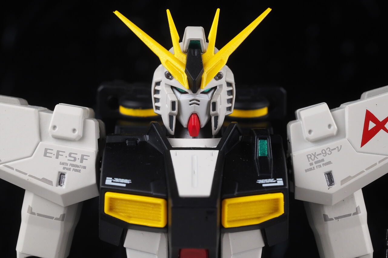 新品 L ROBOT魂 νガンダム（ダブル・フィン・ファンネル装備型