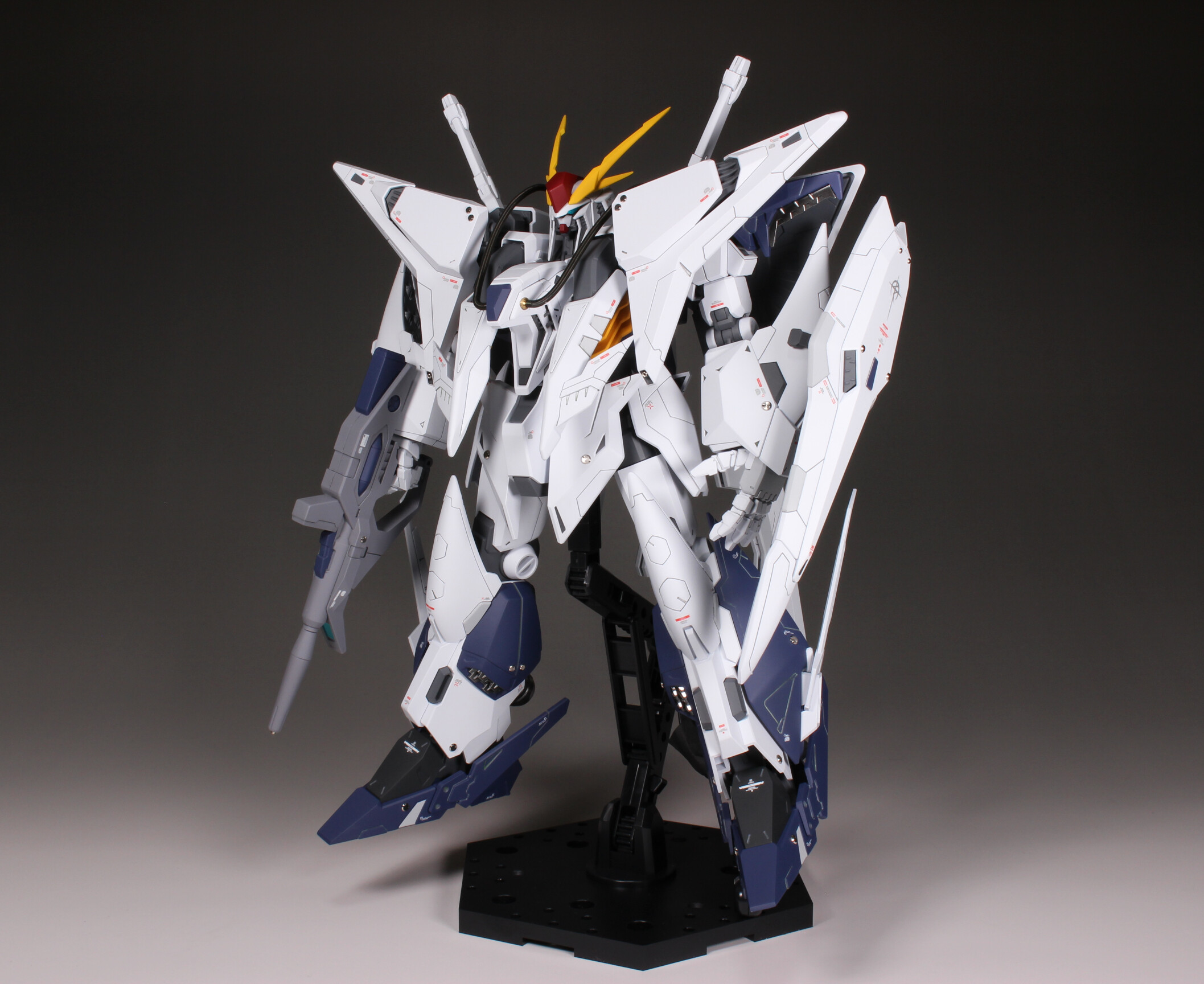 HG クスィーガンダム【塗装・完成済みガンプラ】 HG クスィーガンダム