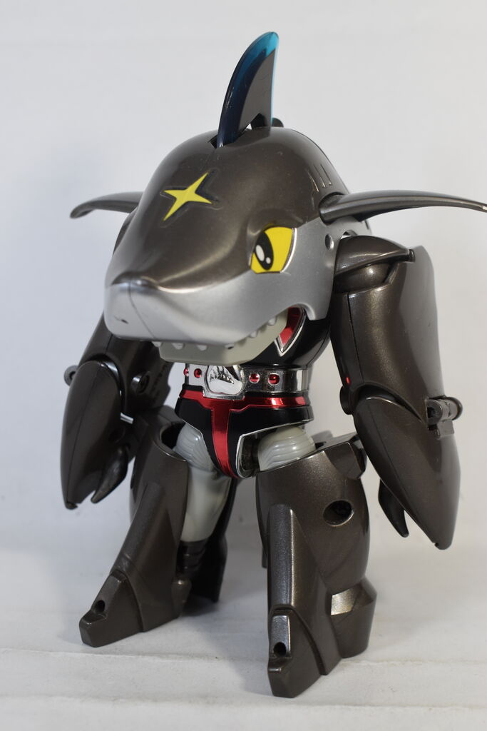 ビーロボ カブタック シャークラー スーパーチェンジシリーズ BANDAI