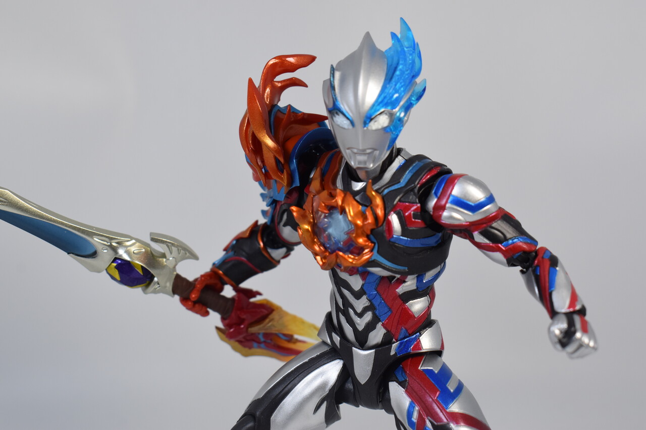 未開封】S.H.Figuarts 節約 ウルトラマンブレーザー ファードラン
