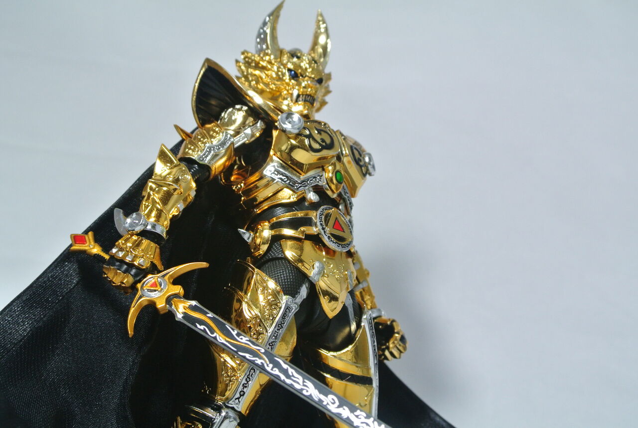 T*N様 黄金騎士牙狼 真骨彫 雷牙 S.H.Figuarts（真骨彫製法） 黄金騎士