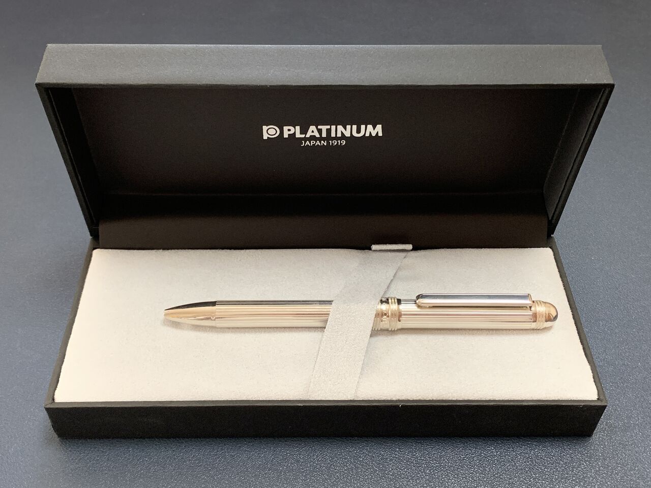 国産多機能ペン】プラチナ万年筆ダブルアクションスターリングシルバー
