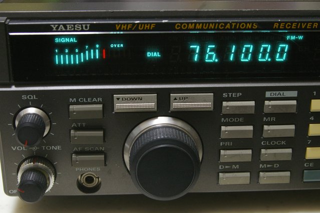 動作確認済み YAESU FRG-965通信型 広帯域受信機＆FC-965 動作確認済み