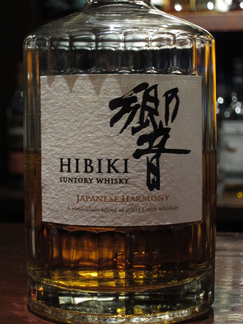 響 ジャパニーズハーモニー 43% サントリー : くりりんのウイスキー置場