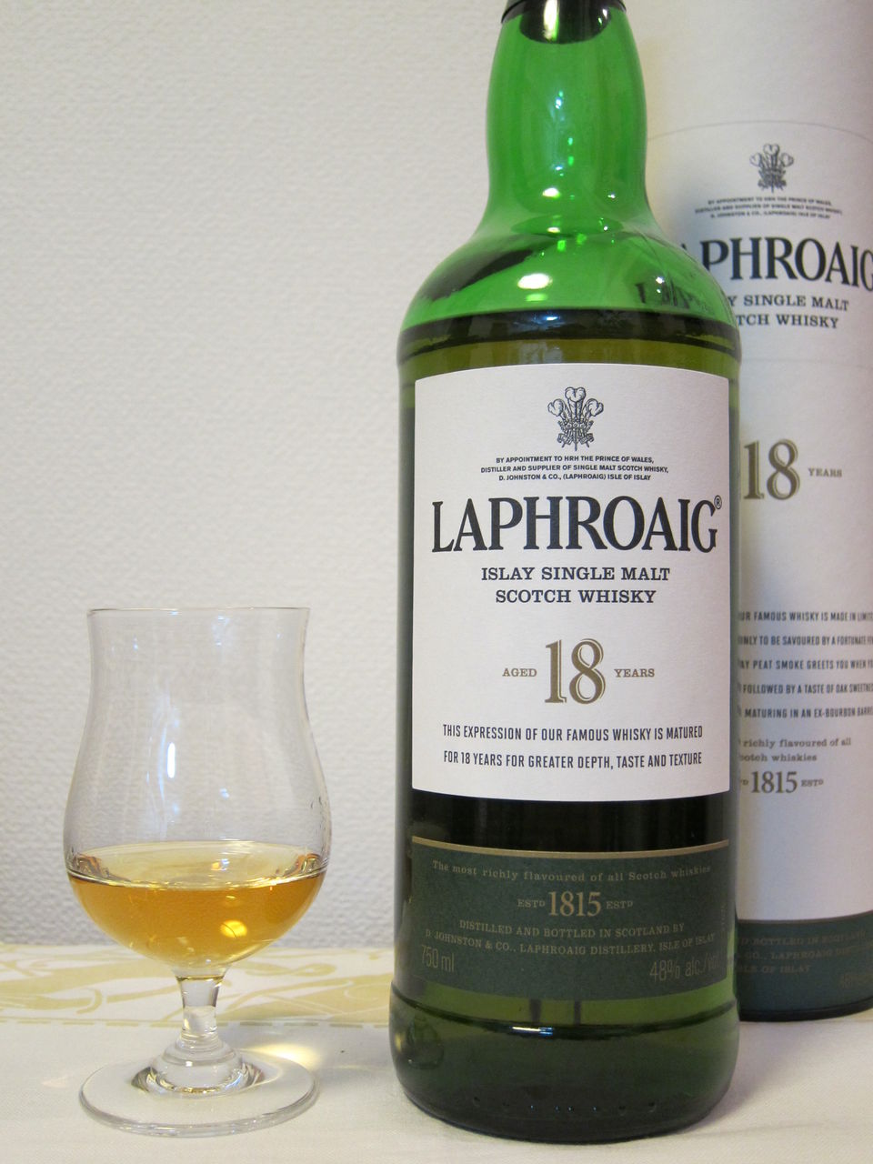 ラフロイグ 18年 48% オフィシャルボトル 北米向け : くりりんの