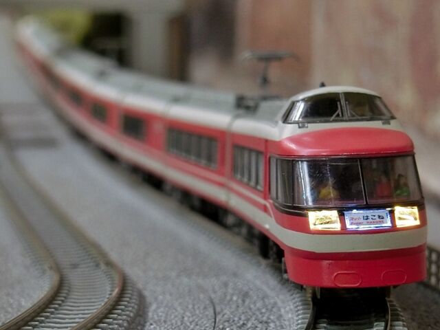 TOMIX改 小田急ロマンスカー7000形｢LSE｣新塗装 : 横浜西部急行の備忘録