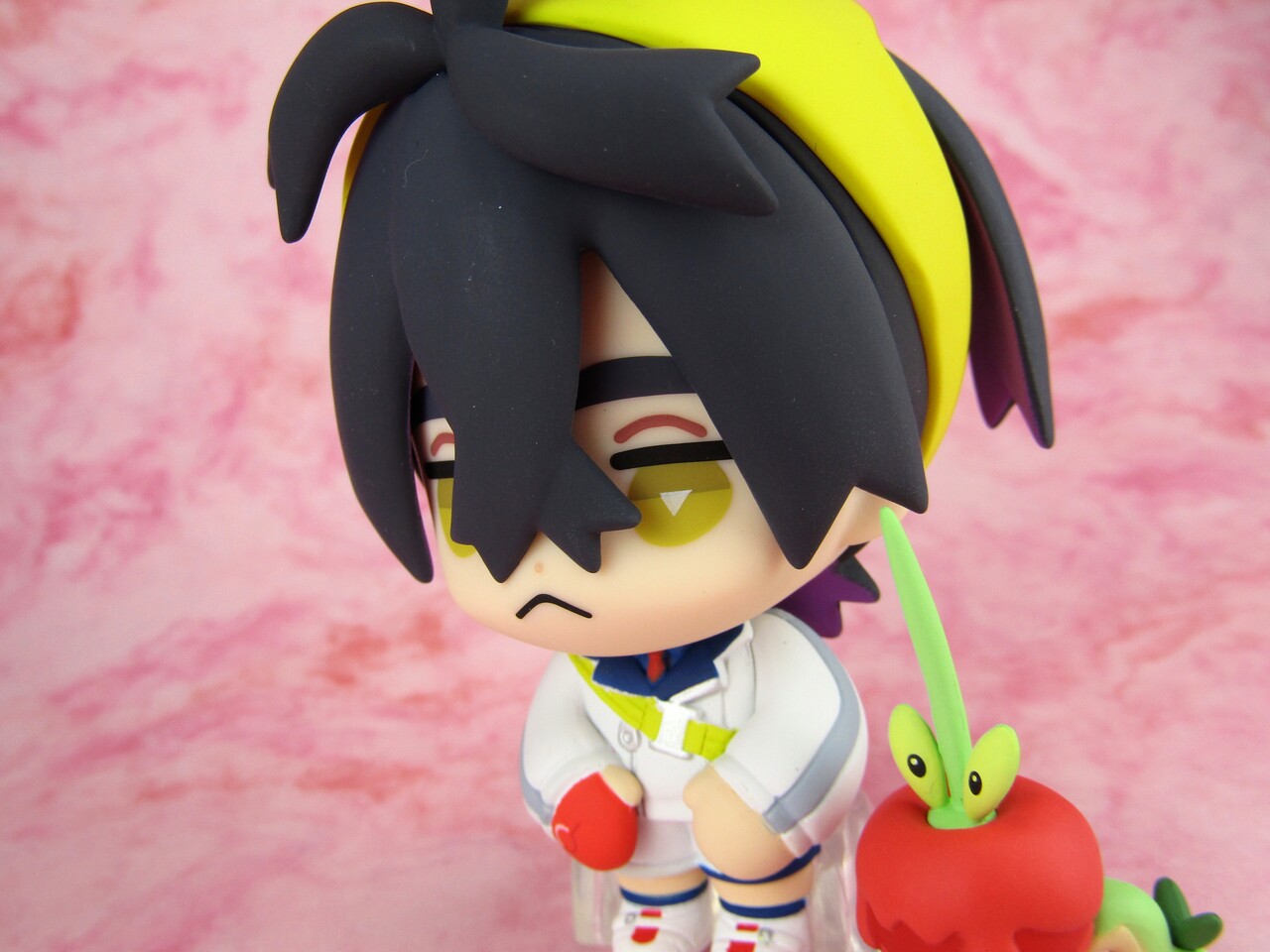 ポケモンセンター POKEMON TRAINERS ゼイユ スグリ フィギュア