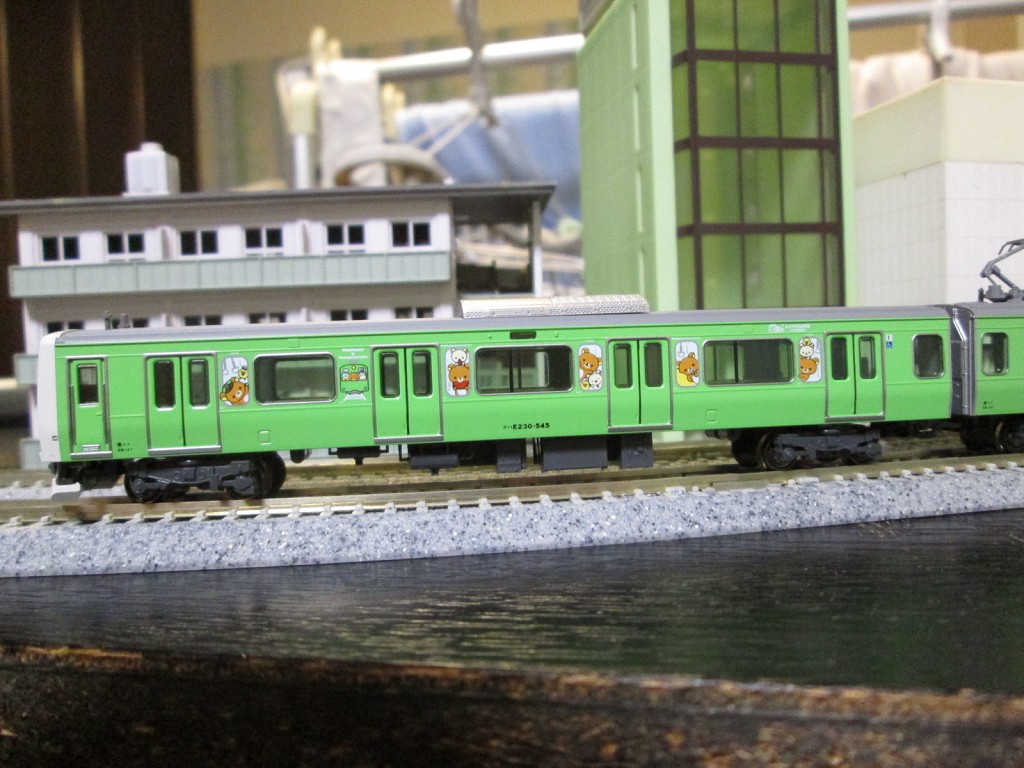 Nゲージ みどりの山手線ラッピングトレイン リラックマ仕様（2014/02