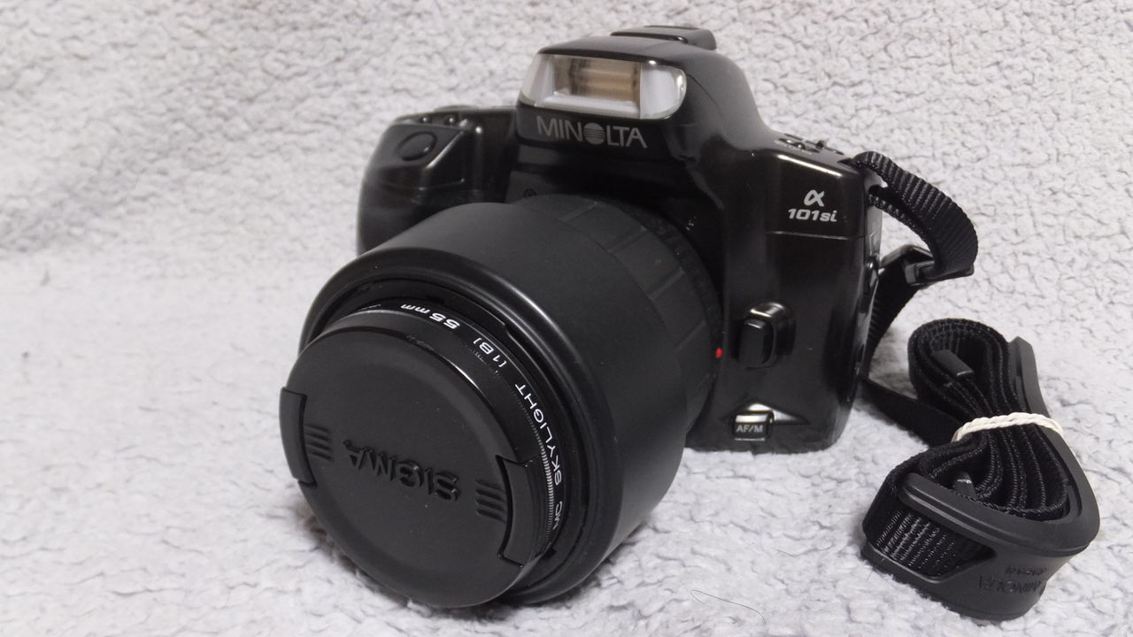 フィルムカメラ】Minolta α-101si : ヘンリー3世のシガリロレビュー