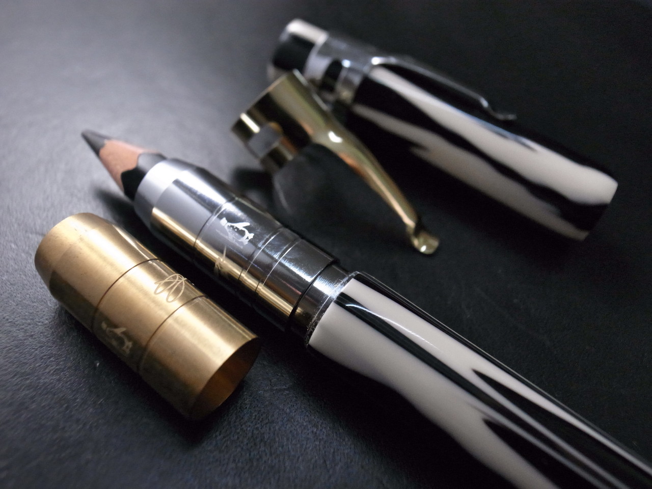 銀座五十音 ミミック ペンギン 鉛筆補助軸 PomZir1 五十音・万年筆風