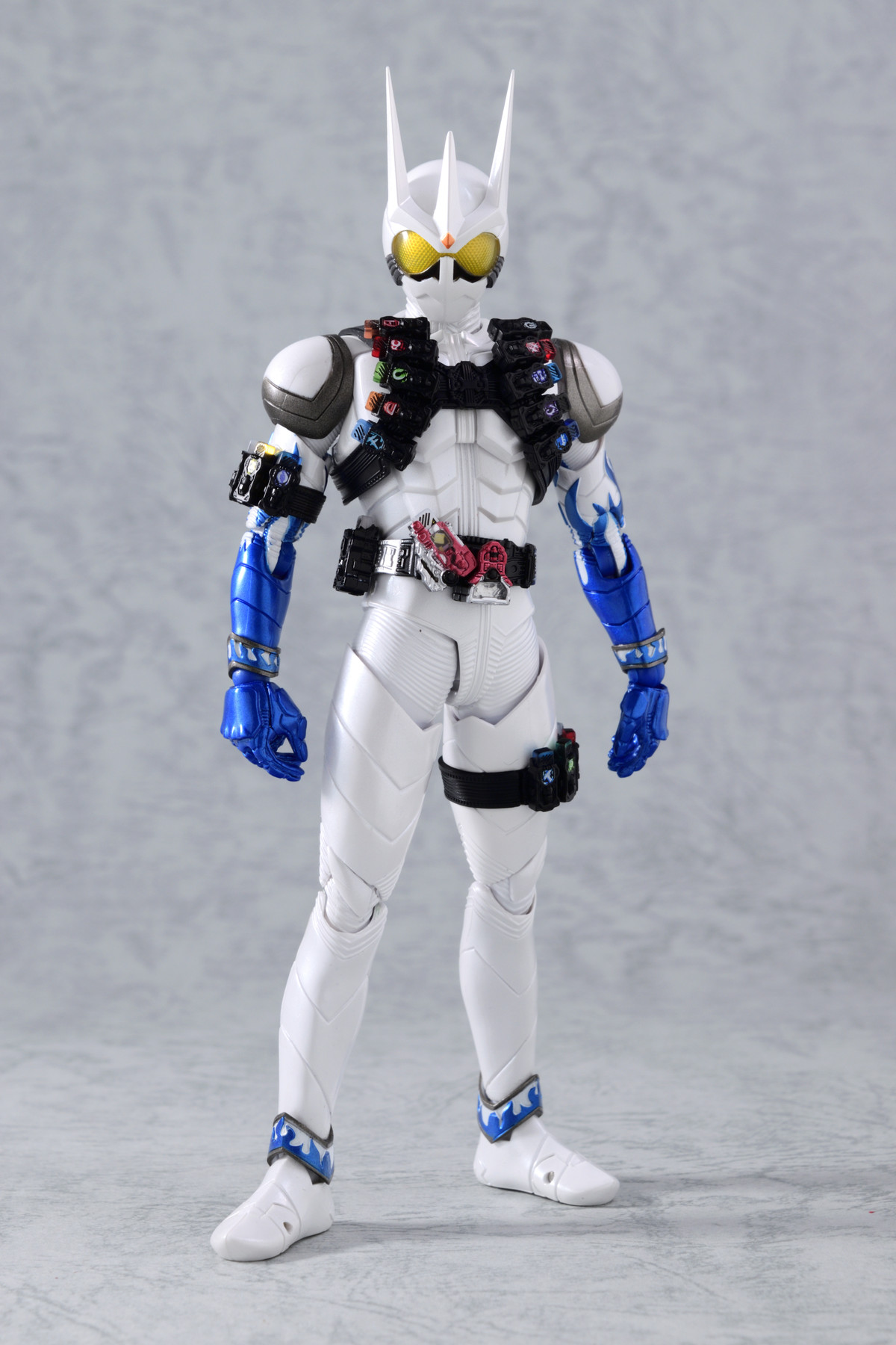 先着販売】S.H.Figuarts（真骨彫製法） 仮面ライダーエターナル | 仮面