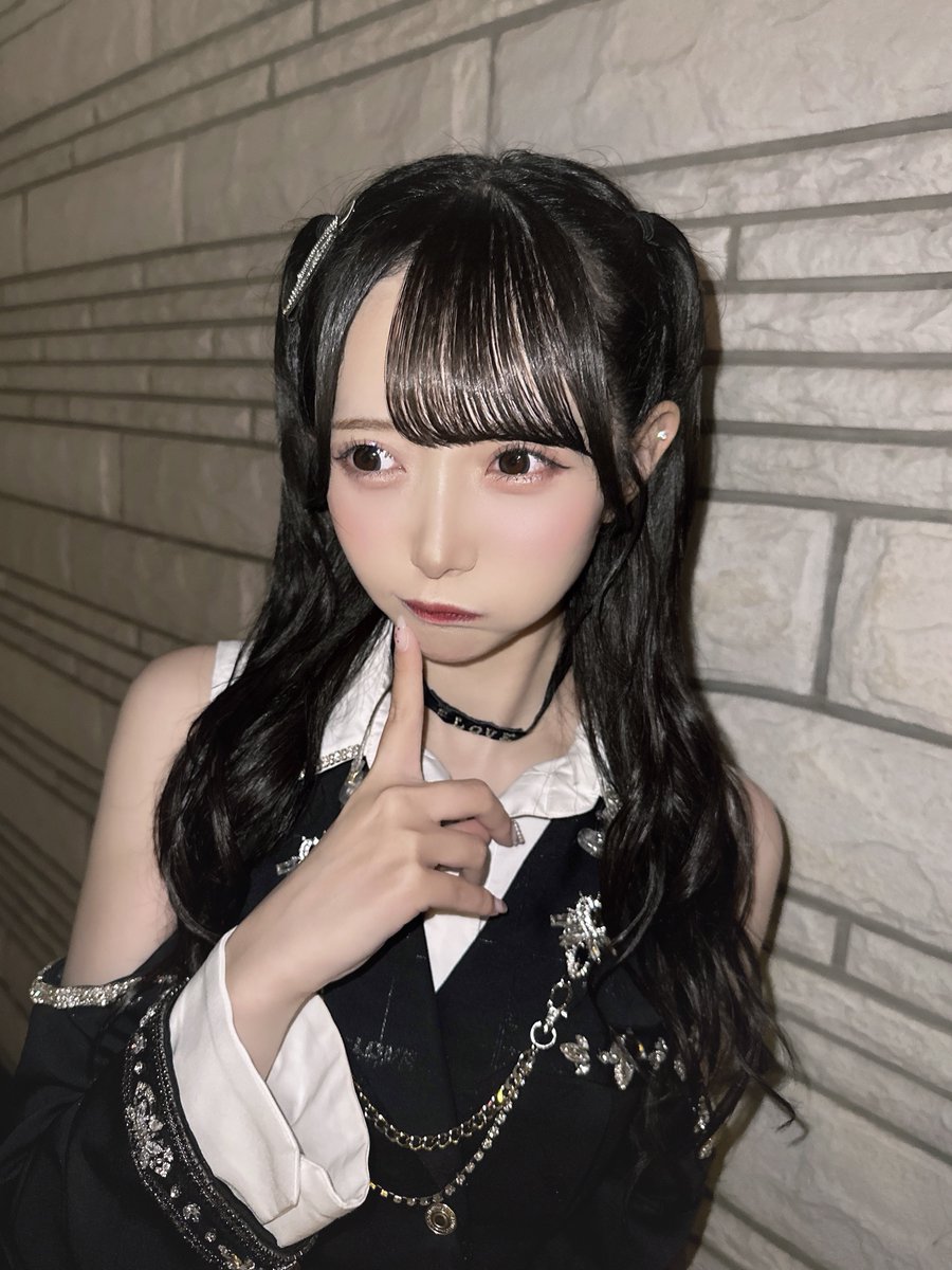 む*ぎ様 【最終値下げ】野口衣織 ツアー黒衣装 ヨリ 生写真 直筆 む*ぎ