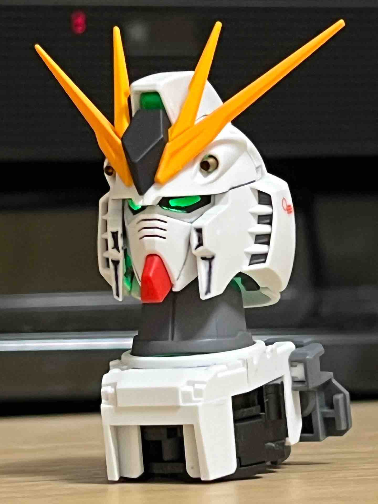 MG νガンダムver.Ka LEDライト機能付き 全塗装組立済 MG νガンダム Ver