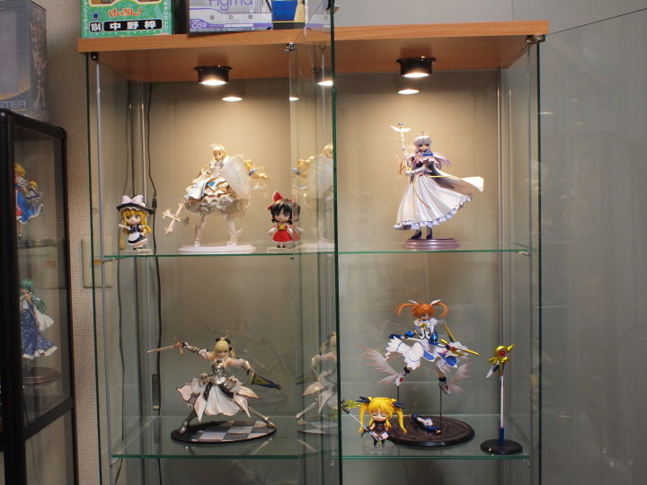 飾棚 DETOLF（デトルフ）の2台目を導入してみた。 : 自由な色で広げたい