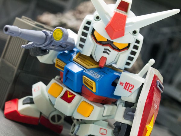 BB戦士 RX-78-2ガンダム&ザクIIS型(シルバー&ゴールドメッキセット