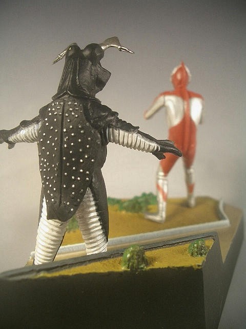 大沈没！日本列島最後の日～バンダイ ウルトラ怪獣戯画ラストバトル