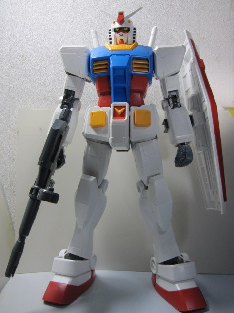 1/48スケール メガサイズモデル ガンダム レビュー : デンデロの消失