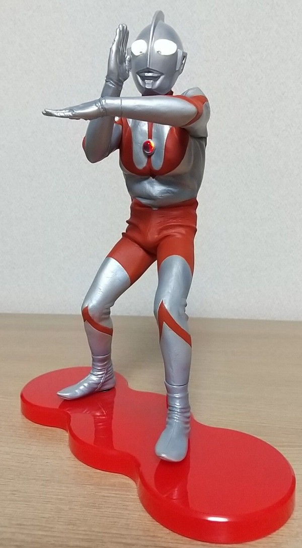 大怪獣シリーズ ウルトラマン(Aタイプ) スペシウム光線ポーズ 発光Ver.