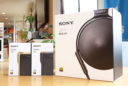 SONY SRS-WS1本体 (専用カバー付) SONY SRS-WS1 ウェアラブルネック