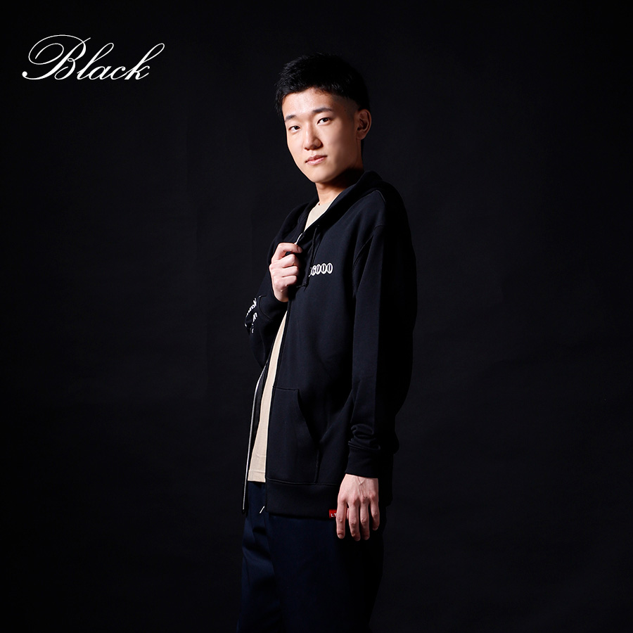 受注期間限定！何屋未来コラボ企画！コラボZIPパーカー◇何屋未来